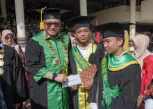 Wisuda Akbar Tahfidz Al Quran Perdana di Kota Padang, 1.745 Siswa Diwisuda