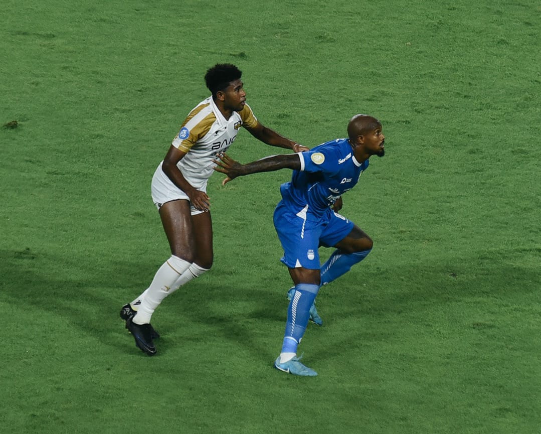 Pertandingan Persib VS Dewa United BRI Liga 1 2024/2025 Pekan 19. (ist)