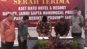 Serah Terima Aset, Al Haris Saksikan Penyerahan Aset Hotel Ratu and Resort Kepada Pemprov Jambi