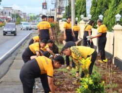 Jajaran Polres Bengkulu Selatan Gelar Aksi Bersih-bersih di Mako Polres