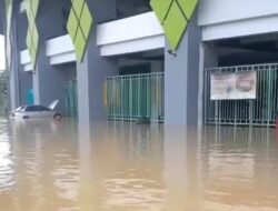 Stadion Patriot Banjir, Pertandingan Persija VS PSIS Resmi Ditunda