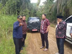 Tinjau Jalan Rasau – Lantak Seribu, Syukur Janji Turunkan Alat Berat