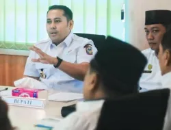 Bupati H M Syukur Minta Mantan Pejabat Kembalikan Randis