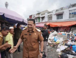 H M Syukur Berang, Warga Buang Sampah Sembarangan