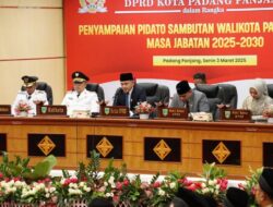 DPRD Gelar Rapat Paripurna Penyampaian Sambutan Wali Kota Padang Panjang Periode 2025-2030