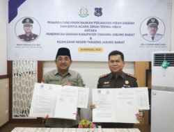 Serahkan Hibah Gedung Kantor Kejari di Desa Pembengis, Anwar Sadat: Kolaborasi dengan Kejari Adalah Langkah Strategis