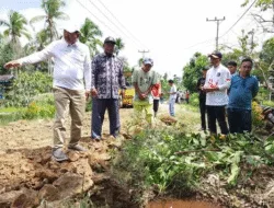 Bupati Anwar Sadat Pantau Langsung Peningkatan Jalan Strategis Parit Pudin Atas Permintaan Masyarakat