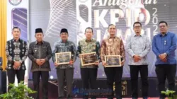 Muaro Jambi Torehkan Prestasi, Bupati BBS Terima Anugerah Peduli Penyiaran 2025 dari KPID Provinsi Jambi